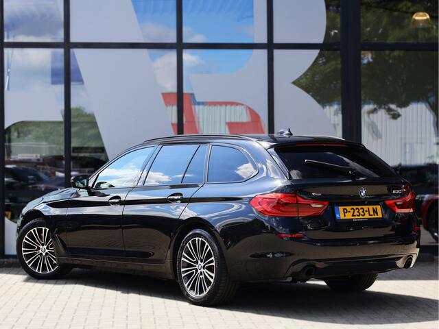BMW 5-SERIE Touring 530i xDrive High Executive *Lucht*HUD*ACC*Softclose*Sportline*