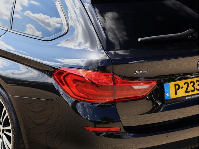 BMW 5-SERIE Touring 530i xDrive High Executive *Lucht*HUD*ACC*Softclose*Sportline*