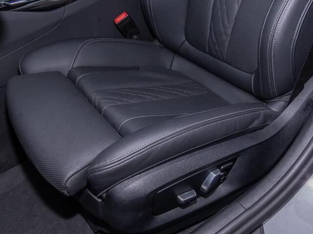 BMW 5-SERIE Touring 530e xDrive M-SPORT ** LASER, LEDER, PANORAMA, TREKH, HuD, HiFi, 19-inch LMV ** ¤ 37.700,= onder NP - Ex-BMW AG ** ** INFORMEER OOK NAAR ONZE AANTREKKELIJKE FINANCIAL-LEASE TARIEVEN **