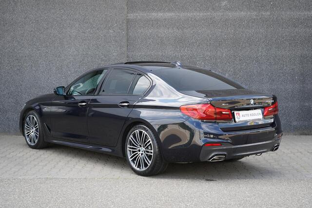 BMW 5-SERIE 530 xDrive M Sport High executive Softclose/360 / Leder/ HUD / Keyless