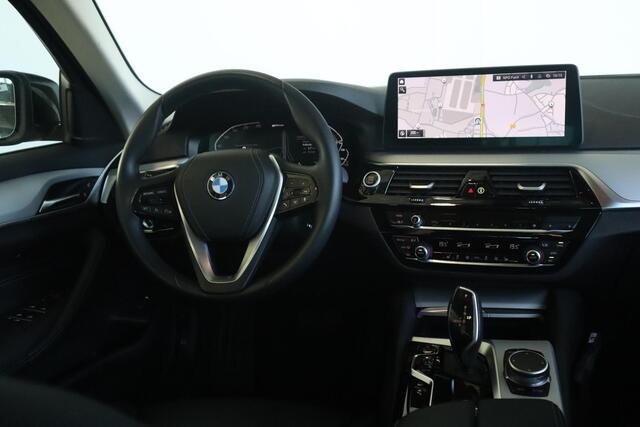 BMW 5-SERIE Sedan 530e Business Edition Plus