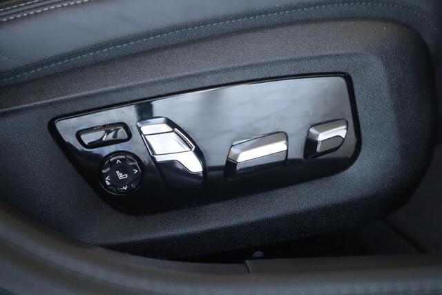 BMW 5-SERIE Sedan 530e Business Edition Plus