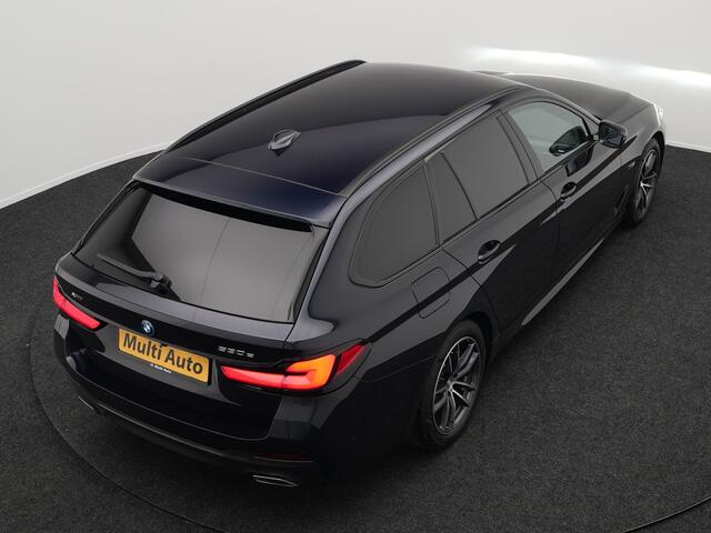 BMW 5-SERIE Touring 530e xDrive M Sport Plug in Hybrid | PHEV | Adaptive Cruise | Meesturende achteras | Lederen Sportstoelen Memory | Adaptive Onderstel | Carplay | Camera | LED |