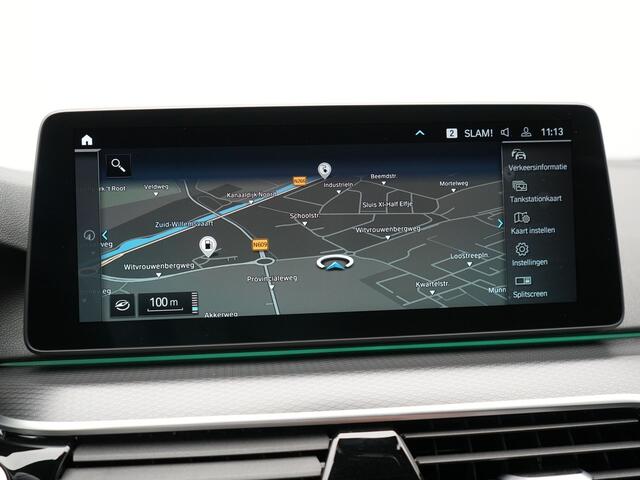 BMW 5-SERIE Touring 530e xDrive M Sport Plug in Hybrid | PHEV | Adaptive Cruise | Meesturende achteras | Lederen Sportstoelen Memory | Adaptive Onderstel | Carplay | Camera | LED |