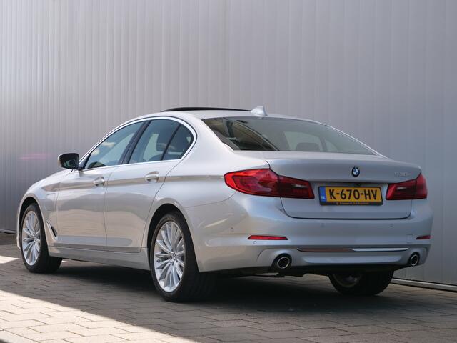 BMW 5-SERIE 530e iPerformance High Executive Head-up display / Memory-stoel / 19 Inch