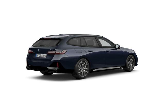 BMW 5-SERIE 520i Touring | M Sportpakket | Travel pack | Comfort Pack