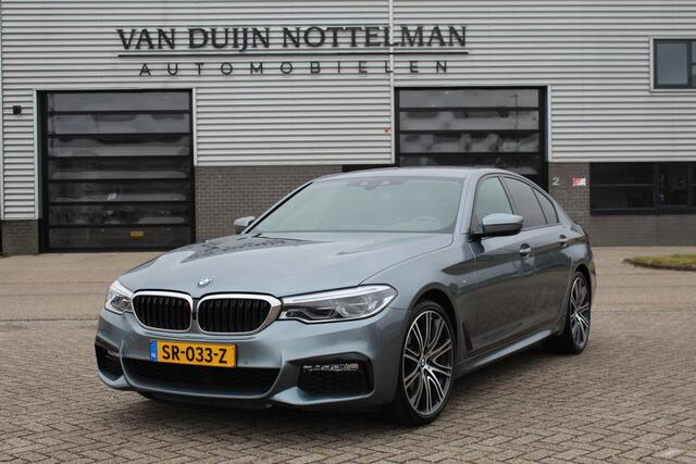 BMW 5-SERIE 540i High Executive / M Sport / Carplay / N.A.P.