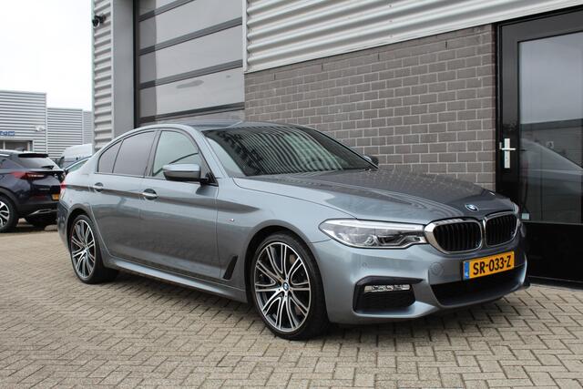 BMW 5-SERIE 540i High Executive / M Sport / Carplay / N.A.P.