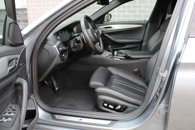 BMW 5-SERIE 540i High Executive / M Sport / Carplay / N.A.P.