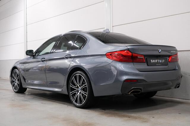 BMW 5-SERIE 530e M-Sport | Schuifdak | Hifi | Camera