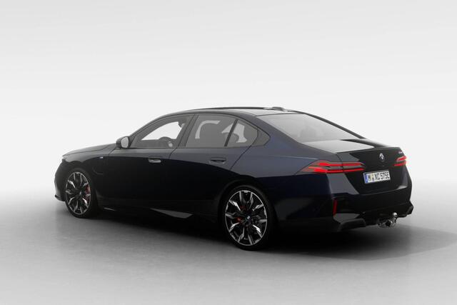 BMW 5-SERIE Sedan 530e M Sport Edition | M Sport Pro | Innovation Pack | Travel Pack | Comfort Pack