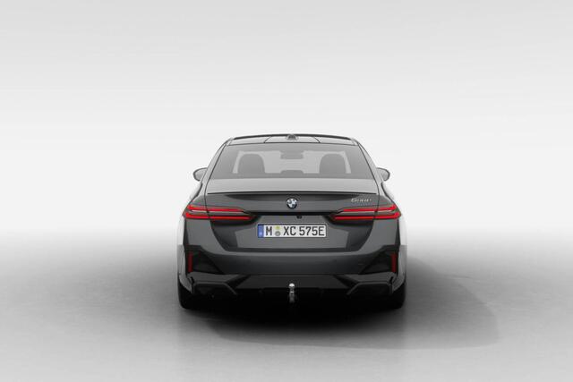 BMW 5-SERIE Sedan 530e M Sport Edition | M Sport Pro | Innovation Pack | Travel Pack | Comfort Pack