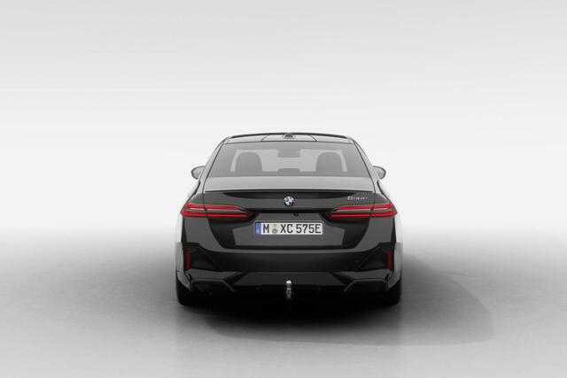 BMW 5-SERIE Sedan 530e M Sport Edition | M Sport Pro | Travel Pack | Comfort Pack