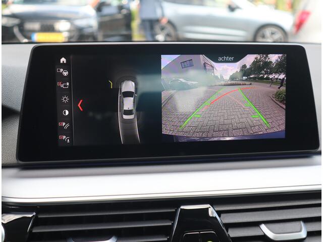 BMW 5-SERIE 520i Executive / 52.000 KM!