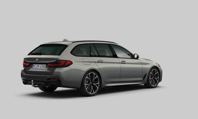 BMW 5-SERIE Touring 530i M-Sport | Panoramadak | Stoelventilatie | CoPilot | Harman Kardon