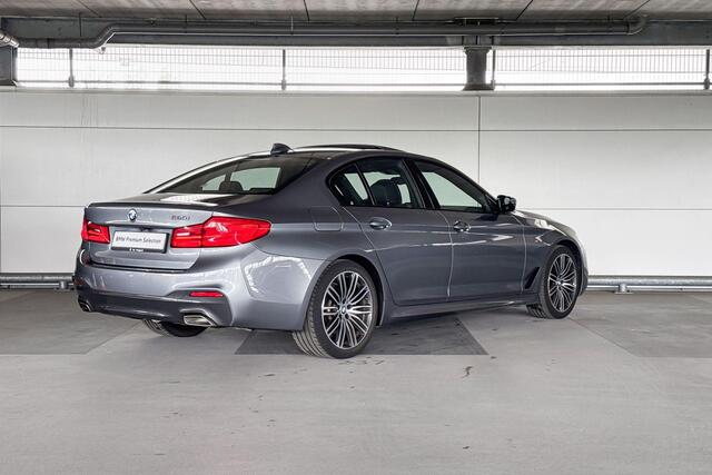 BMW 5-SERIE Sedan 520i High Executive M-Sport