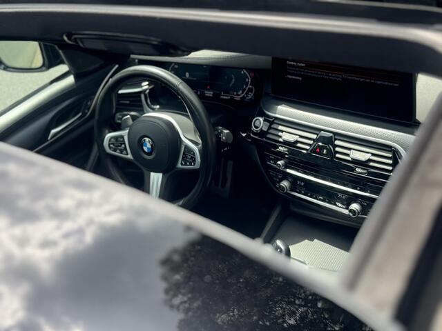 BMW 5-SERIE Touring 530e High Executive DEALERONDERHOUDEN