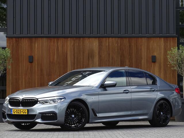 BMW 5-SERIE 520i TwinTurbo 183PK High Ex. Ed. / LCI / M-pakket / LED *NAP*