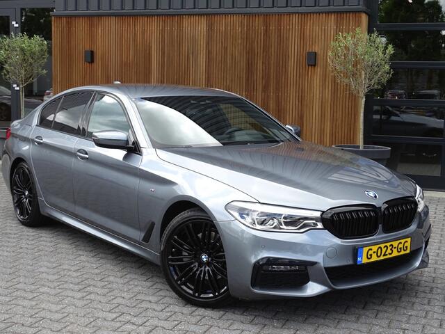 BMW 5-SERIE 520i TwinTurbo 183PK High Ex. Ed. / LCI / M-pakket / LED *NAP*