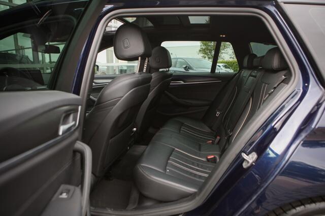 BMW 5-SERIE 530d Xdrive M-Sport | Facelift | HUD | LASER | PANO