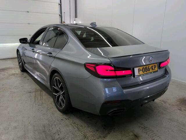 BMW 5-SERIE 520e M-Sport | Navi | BMW Laser | Alcantara |