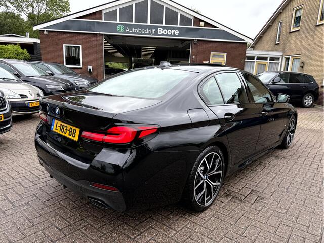 BMW 5-SERIE 530i High Executive M-Sport Schuifdak 19'Lmv, Laser Led