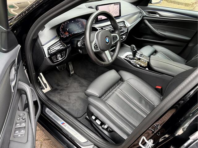 BMW 5-SERIE 530i High Executive M-Sport Schuifdak 19'Lmv, Laser Led