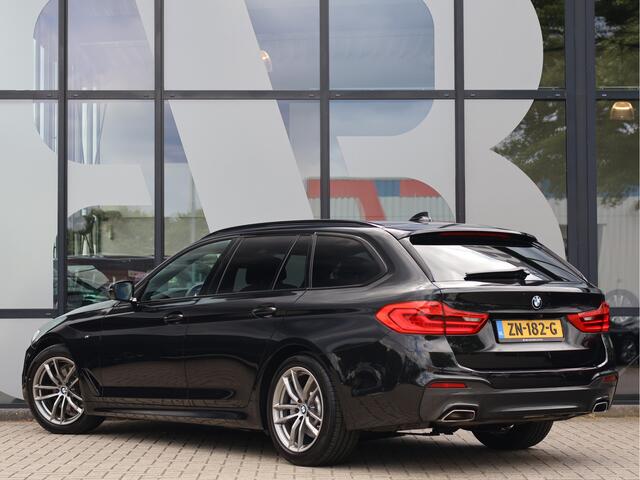 BMW 5-SERIE Touring 520i M-Sport *Leder*Memory*Pano*Cam*Haak*