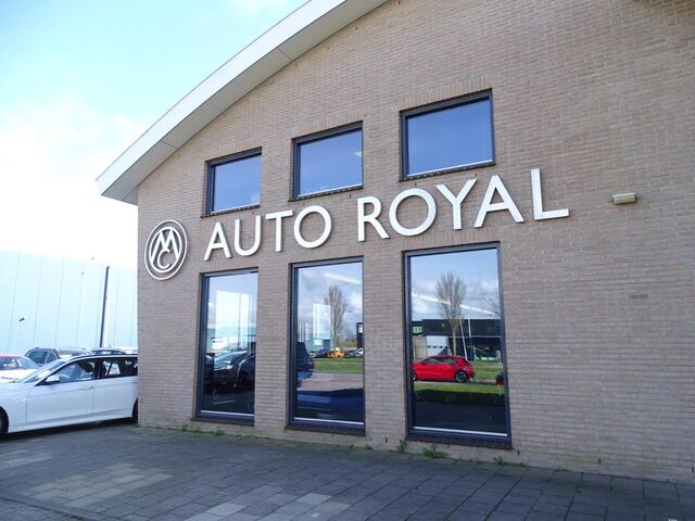 BMW 5-SERIE 520d High Executive Edition M-Pakket|Automaat|Laser Koplampen|360 Carmera|Schuifkanteldak|Dodehoek|Leder|Stoeverwarming|headup|Trekhaak|Stuurverwarmig