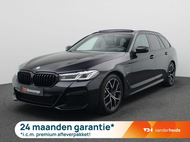 BMW 5-SERIE Touring 530e Business Edition 252PK matrix led, trekhaak, head-up display, panoramadak, achteruitrijcamera, alarm, lederen bekleding, stoelverwarming, keyless, side assist, elek. bedienbare achterklep, 19" lichtmetaal