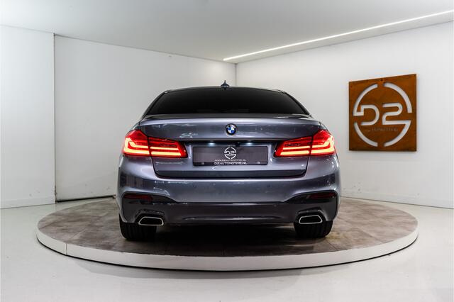 BMW 5-SERIE 530e iPerformance High Executive M-Sport | Pano | Sfeer | H/K | Shadow | 12 MND Garantie