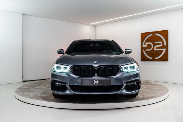 BMW 5-SERIE 530e iPerformance High Executive M-Sport | Pano | Sfeer | H/K | Shadow | 12 MND Garantie