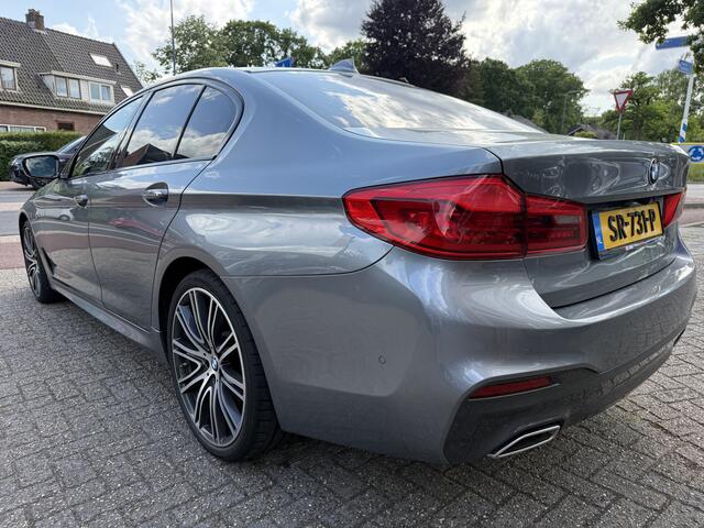 BMW 5-SERIE 520d High Exe M-Sport Aut. Schuifdak | Trekhaak | Camera