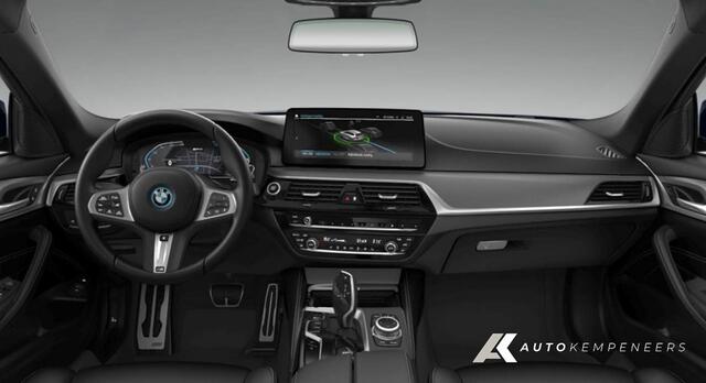 BMW 5-SERIE 530e xDrive | M Sport | Leder | Adap. led | HIFI | Adap. cruise | Trekhaak | 19' Inch |
