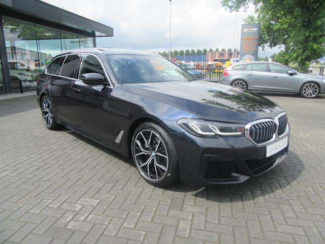 BMW 5-SERIE Touring 520d M Sport Edition Plus Aut. Harman/Kardon, Panoramadak