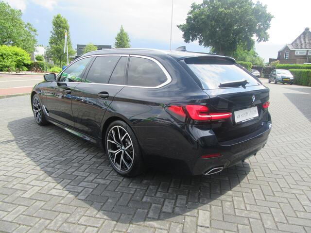 BMW 5-SERIE Touring 520d M Sport Edition Plus Aut. Harman/Kardon, Panoramadak