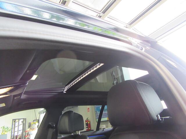 BMW 5-SERIE Touring 520d M Sport Edition Plus Aut. Harman/Kardon, Panoramadak