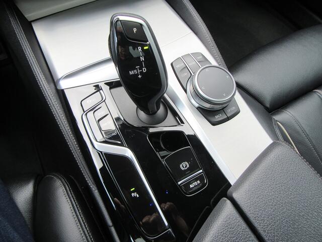 BMW 5-SERIE Touring 520d M Sport Edition Plus Aut. Harman/Kardon, Panoramadak