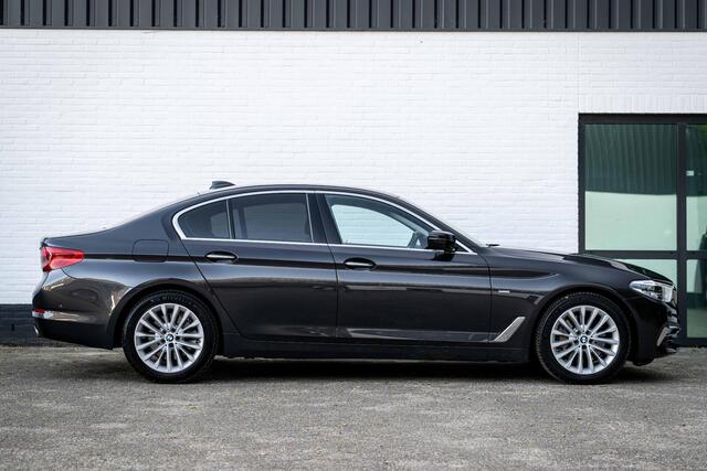 BMW 5-SERIE 530i High Executive Luxury Line Orig NL Auto Nap