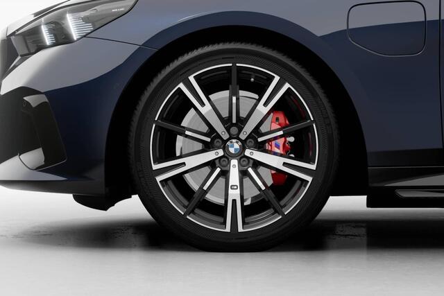 BMW 5-SERIE Touring 530e M Sport Edition | M Sport Pro | Innovation Pack | Travel Pack | Comfort Pack | Trekhaak