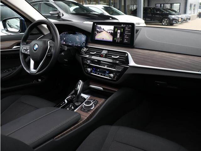 BMW 5-SERIE 530e xDrive Business Edition I Panoramadak I Trekhaak