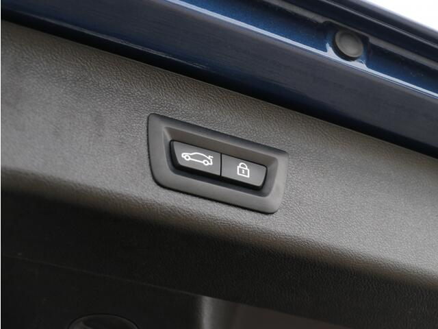 BMW 5-SERIE 530e xDrive Business Edition I Panoramadak I Trekhaak