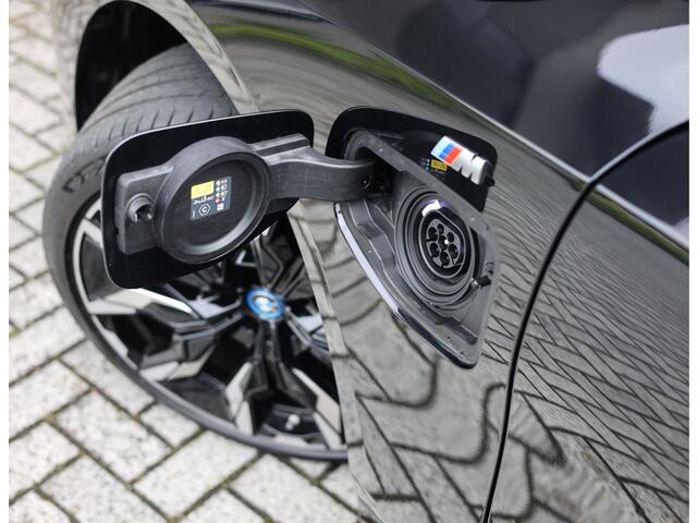 BMW 5-SERIE 550e Touring xDrive *Direct beschikbaar*