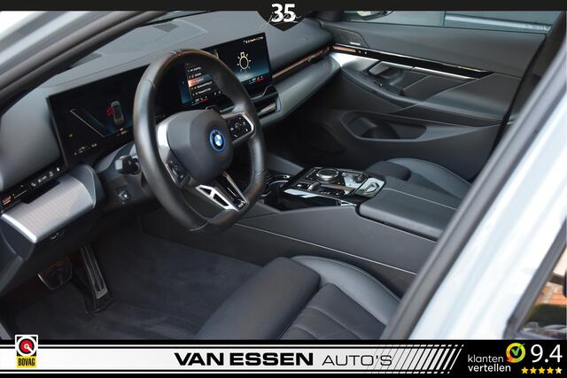 BMW 5-SERIE 530e M Sport Edition Panorama Dak 360-Camera H&K Head-Up Keyless Memory!