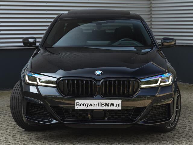 BMW 5-SERIE 540i M-Sport Pro - Active Steering - Dak - Driving Ass Prof - Laserlight - Head-up