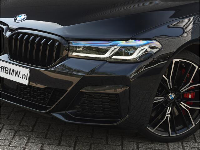 BMW 5-SERIE 540i M-Sport Pro - Active Steering - Dak - Driving Ass Prof - Laserlight - Head-up