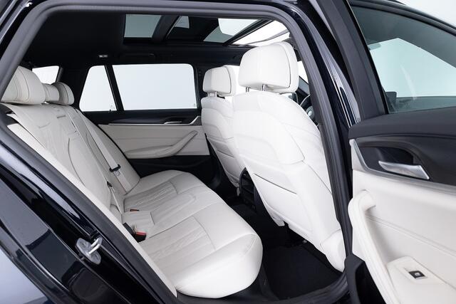 BMW 5-SERIE 530 i Touring High Executive Edition | PANORAMA | CARBON SCHWARZ |