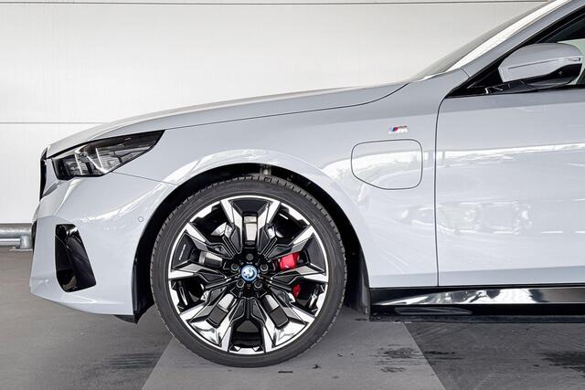 BMW 5-SERIE Touring 530e