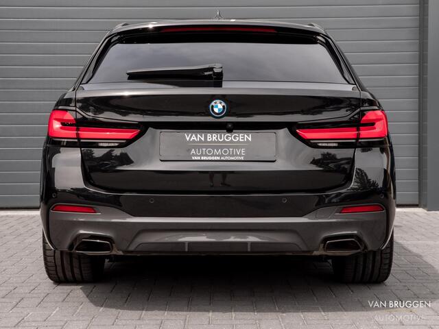 BMW 5-SERIE Touring 530e M-Sport Pano Laser BTW Head-up 20" ACC Leer