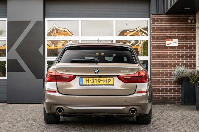 BMW 5-SERIE 530 530i xDrive High Executive | Panorama | Leder | Apple CarPlay | HIFI | Trekhaak | Adapt. Led |